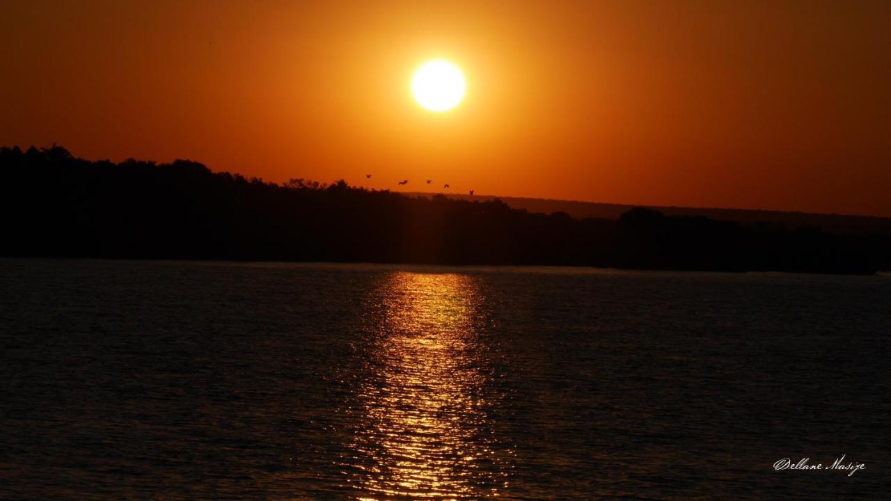 Munga Eco-Lodge ليفينغستون المظهر الخارجي الصورة